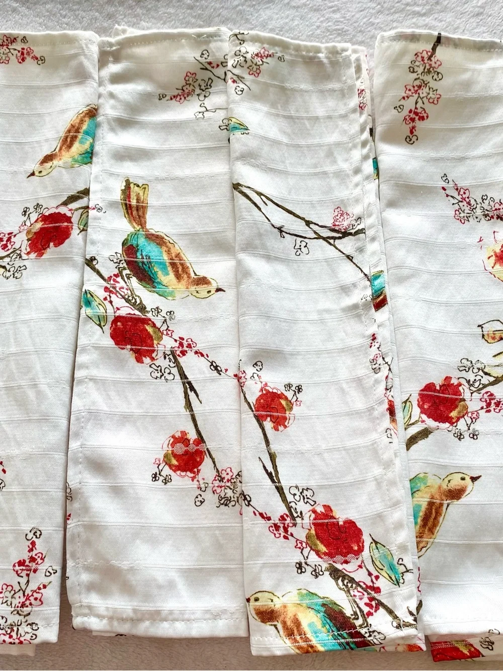 Vintage White Table Linens Napkins with birds set of four